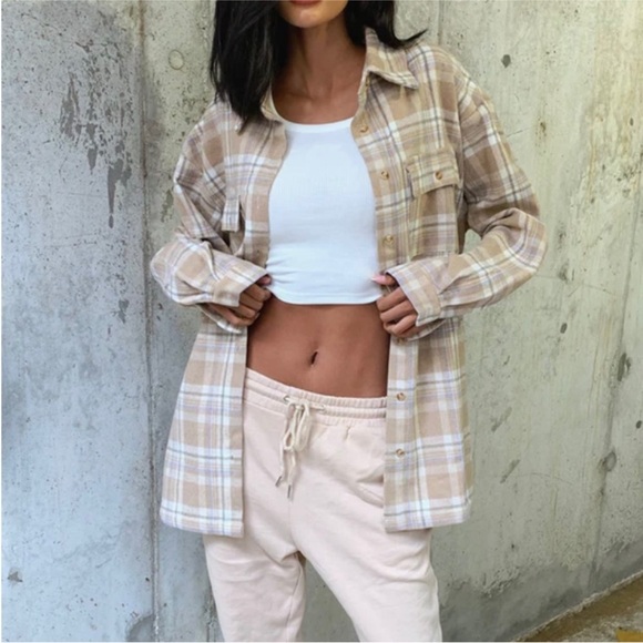 PRINCESS POLLY tan flannel - Picture 1 of 5